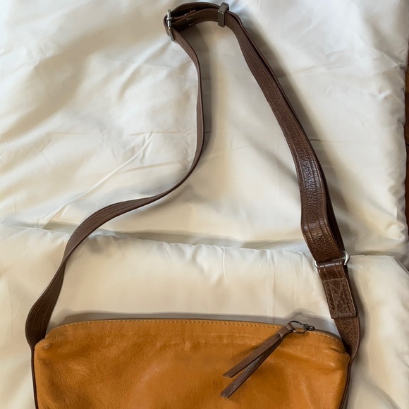 Rough & Tumble Leather Bag - Picture 2 of 14